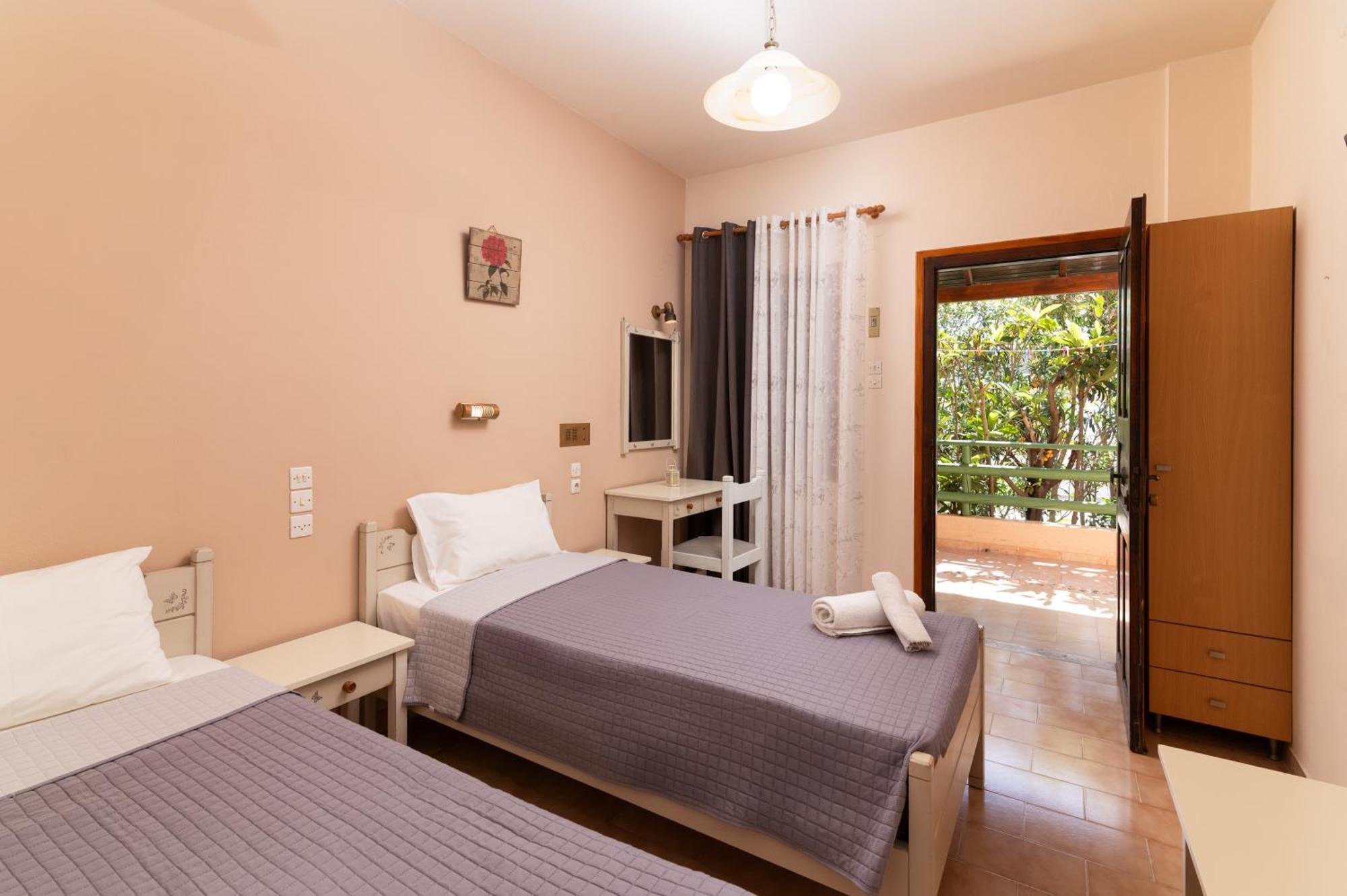 Filia Rooms Matala  Exterior photo